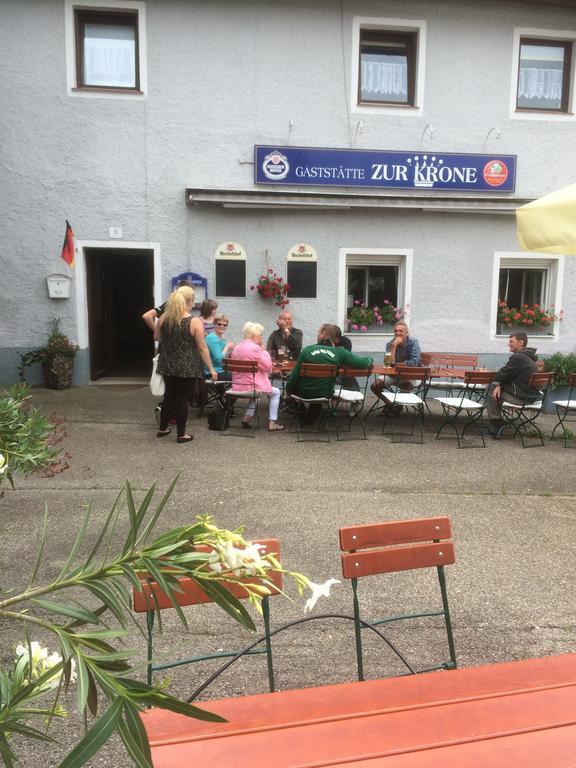 Zur Krone Wolfsegg Экстерьер фото